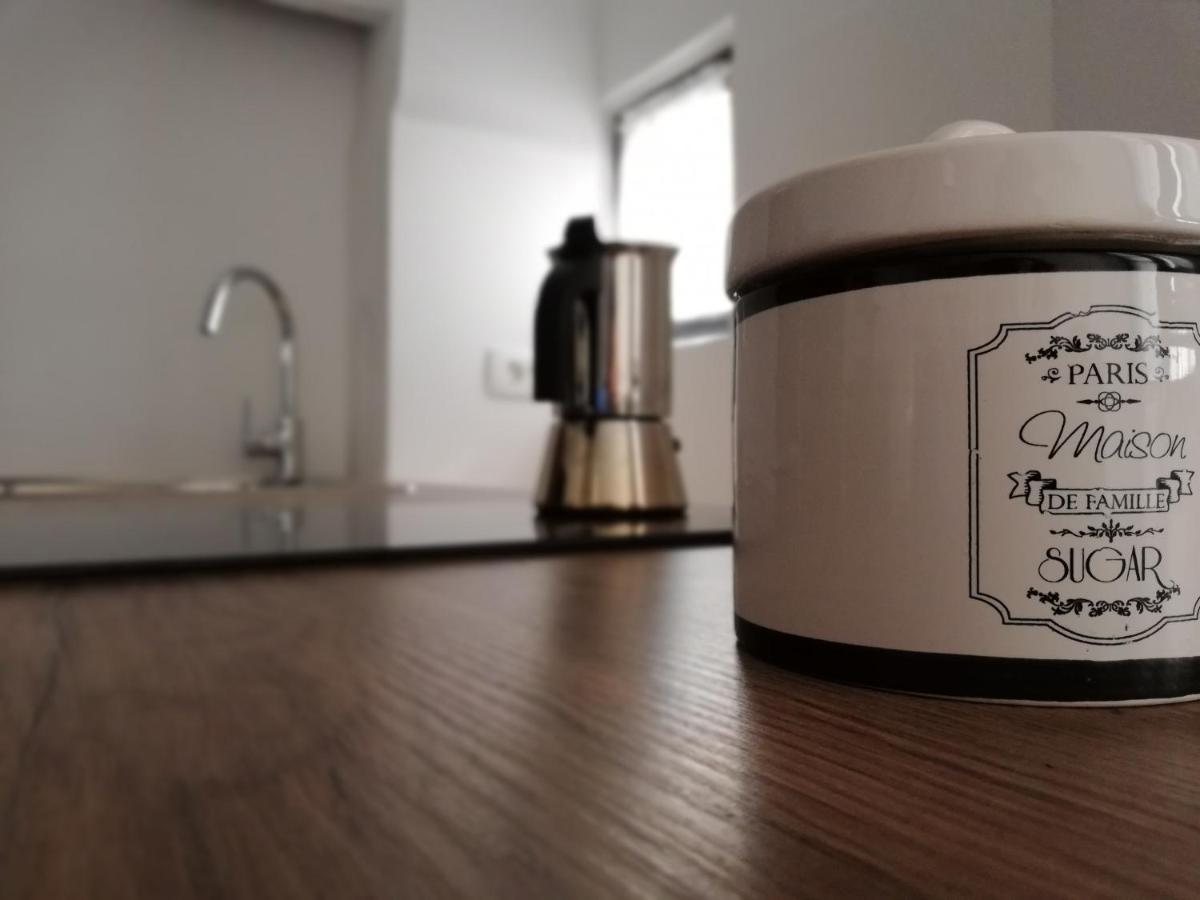 Studio Apartment Casa Di Pietra ロヴィニ エクステリア 写真